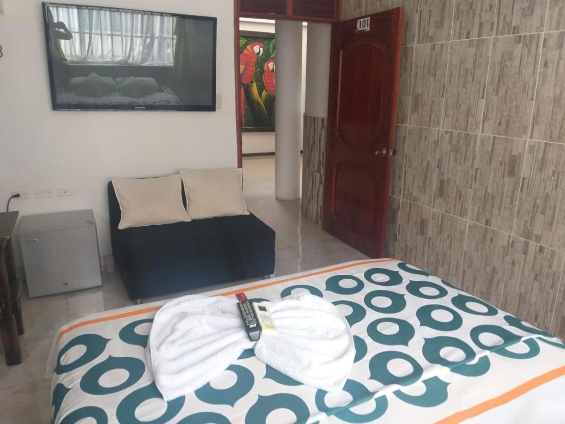 Hotel Luis Angel Mocoa Екстер'єр фото